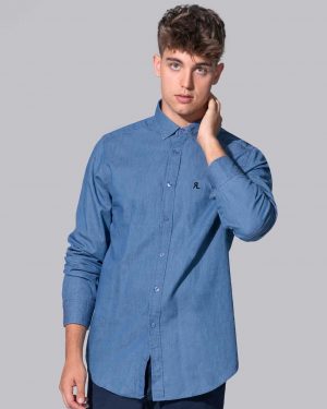 Camisa casual bordada con tejido vaquero